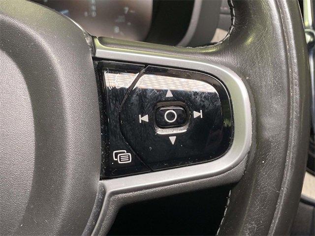 Used 2021 Volvo XC60 T5 Inscription w/ Protection Package Premier image 32