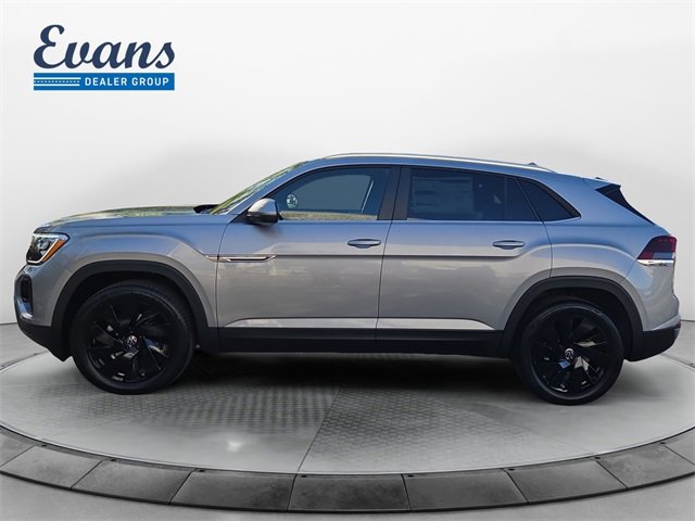 New 2026 Volkswagen Atlas Cross Sport SE image 2