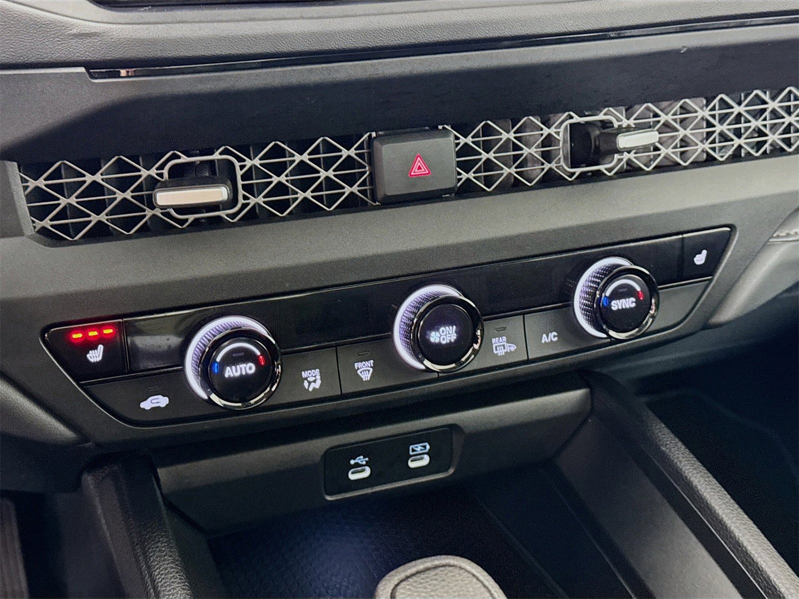 Used 2025 Honda Accord SE image 13