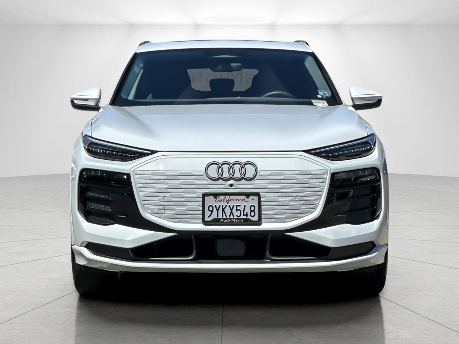 Certified 2025 Audi Q6 e-tron Premium Plus AWD/4WD image 8