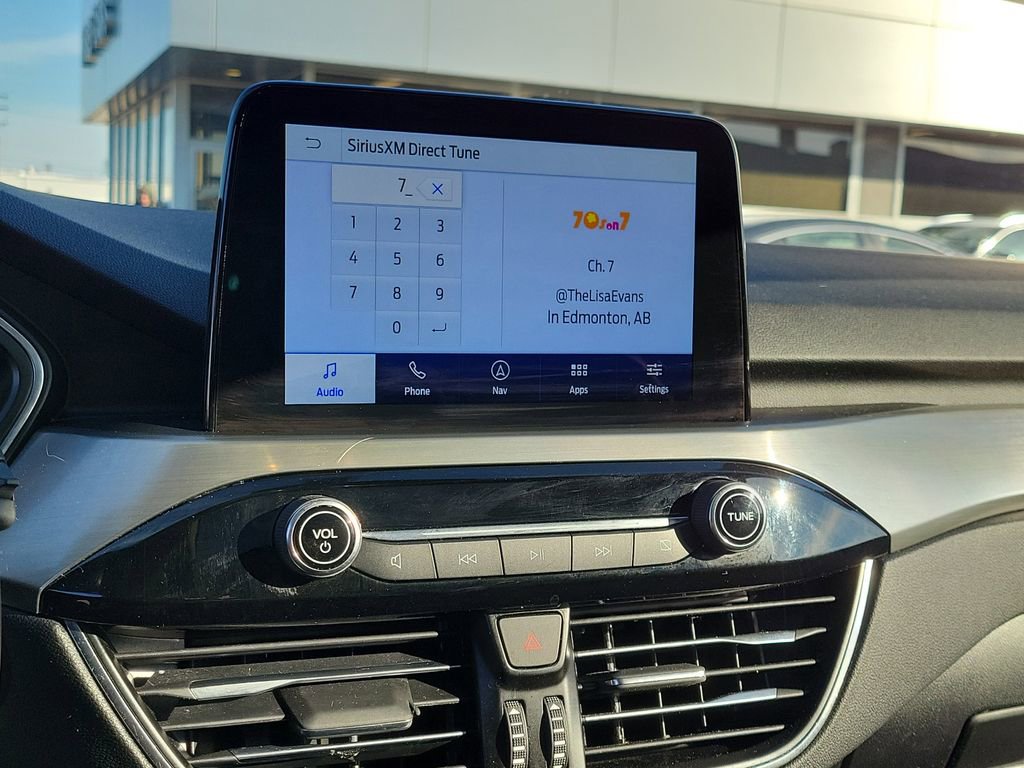 Certified 2022 Ford Escape Titanium w/ Class II Trailer Tow Package image 27