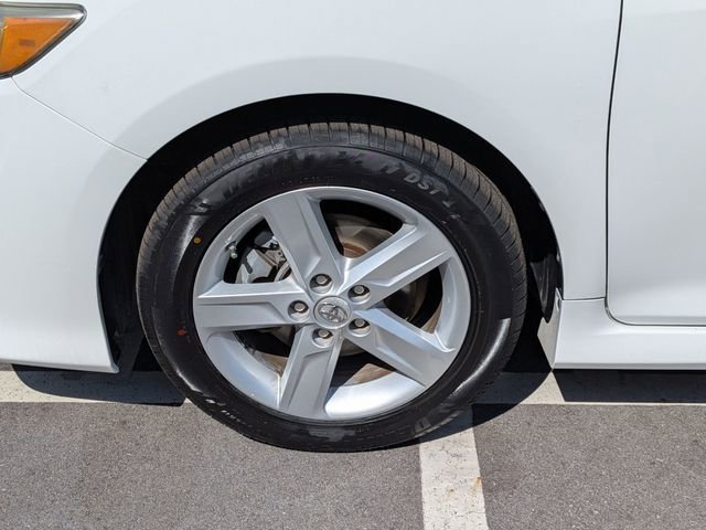 Used 2013 Toyota Camry SE image 9