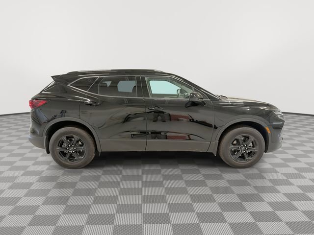 New 2025 Chevrolet Blazer LT w/ Midnight/Sport Edition FWD image 12