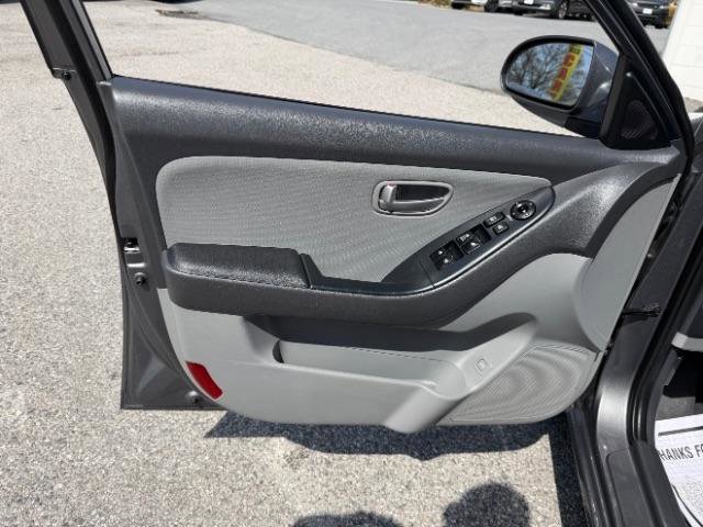 Used 2008 Hyundai Elantra GLS FWD image 18