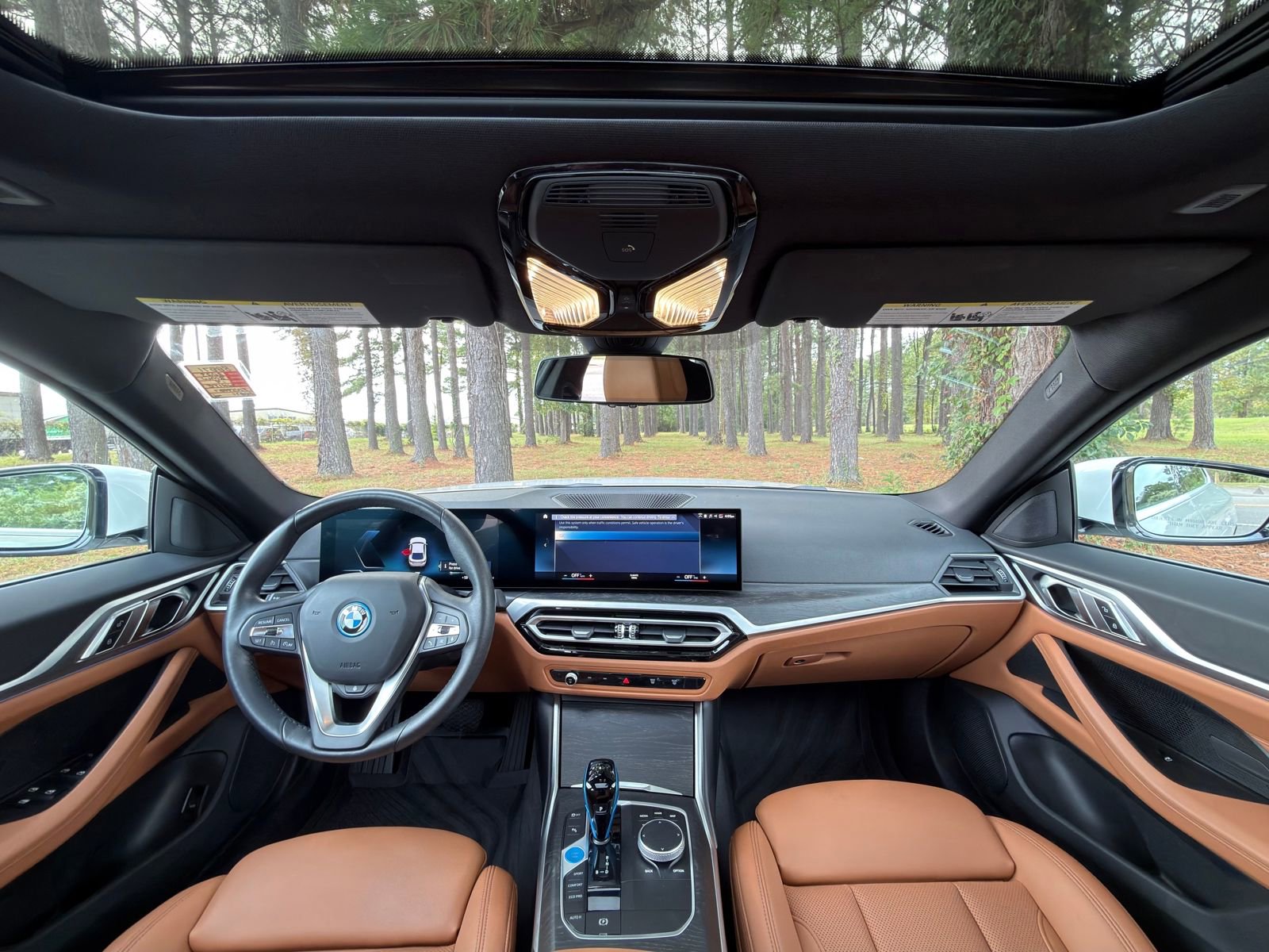 Used 2023 BMW i4 eDrive40 w/ Premium Package image 2
