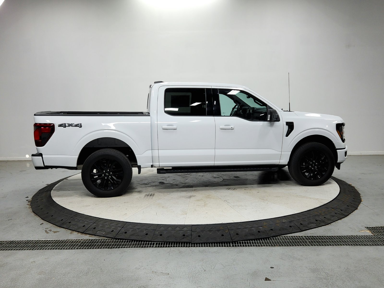 Used 2024 Ford F150 XLT w/ Equipment Group 302A MID AWD/4WD image 9