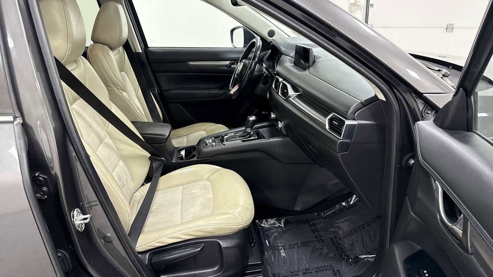 Used 2018 MAZDA CX-5 Touring w/ Preferred Equipment Package image 30