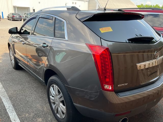Used 2016 Cadillac SRX Luxury w/ Driver Awareness Package FWD image 4