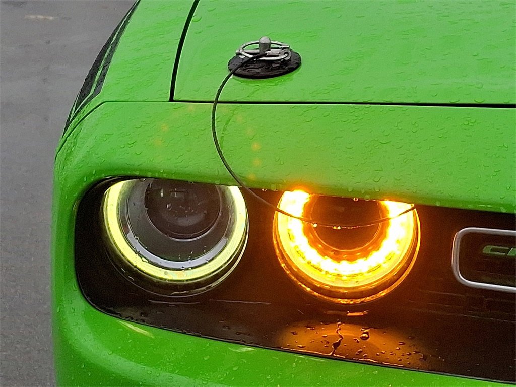 Used 2017 Dodge Challenger GT image 9