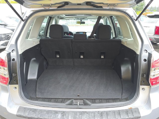 Used 2015 Subaru Forester 2.5i Premium w/ All-Weather Package AWD/4WD image 14