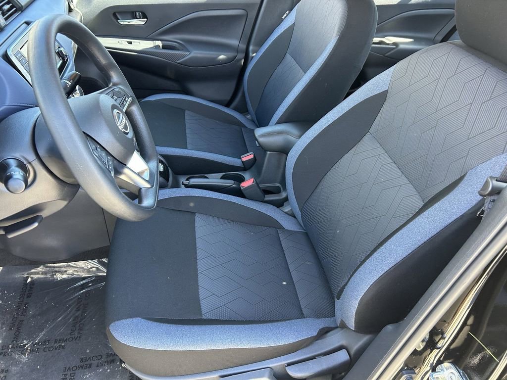 Used 2025 Nissan Versa SV w/ Trunk Package image 22