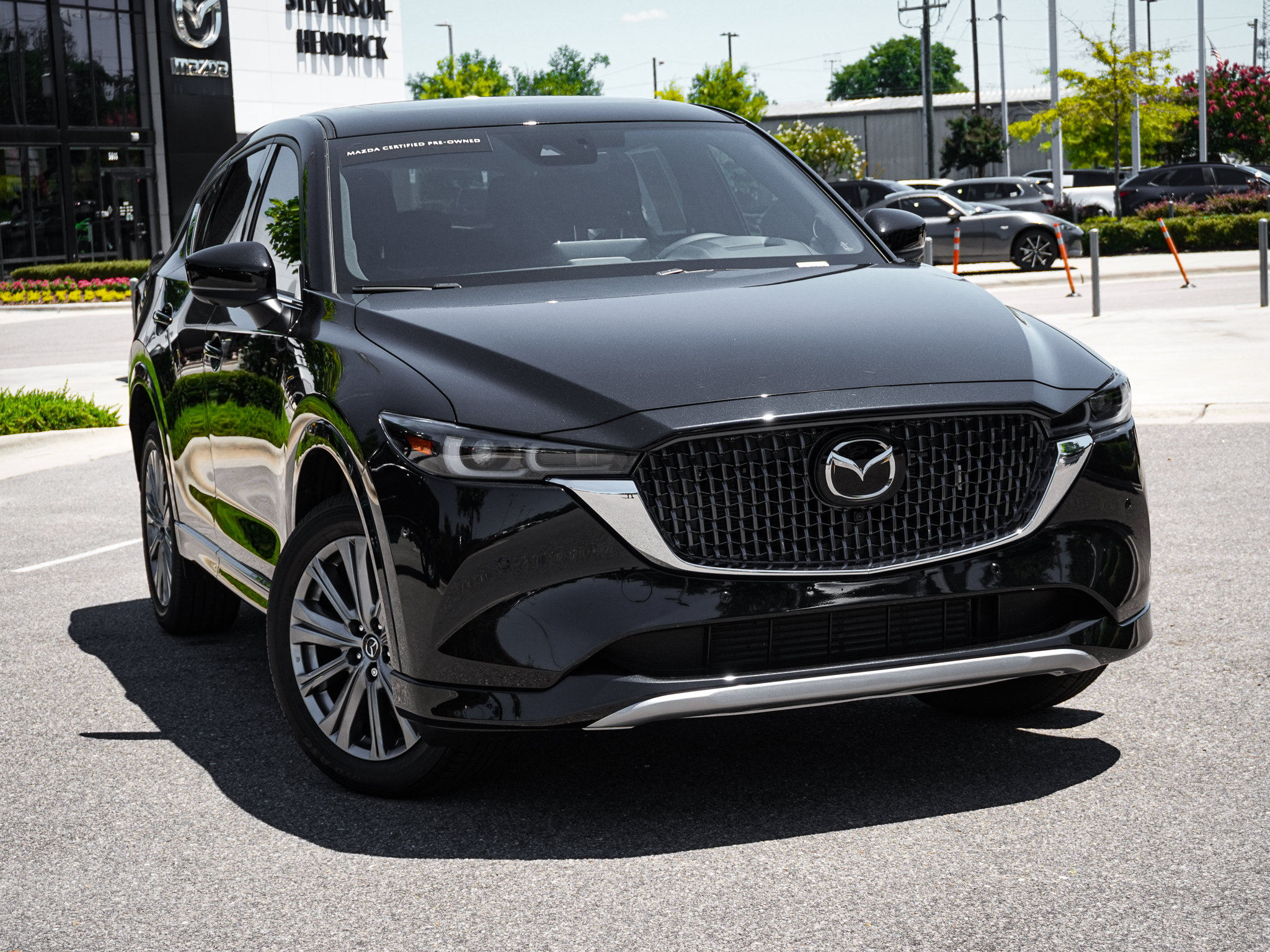 Certified 2025 MAZDA CX-5 Signature AWD/4WD image 2