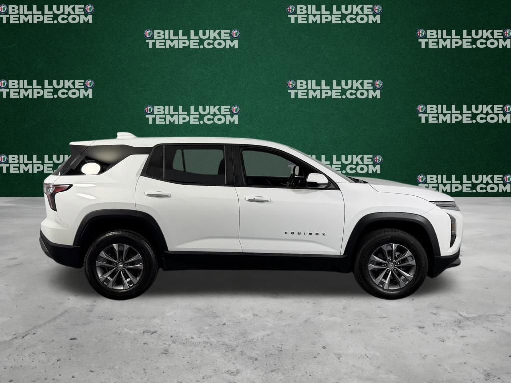 Used 2025 Chevrolet Equinox LT image 3