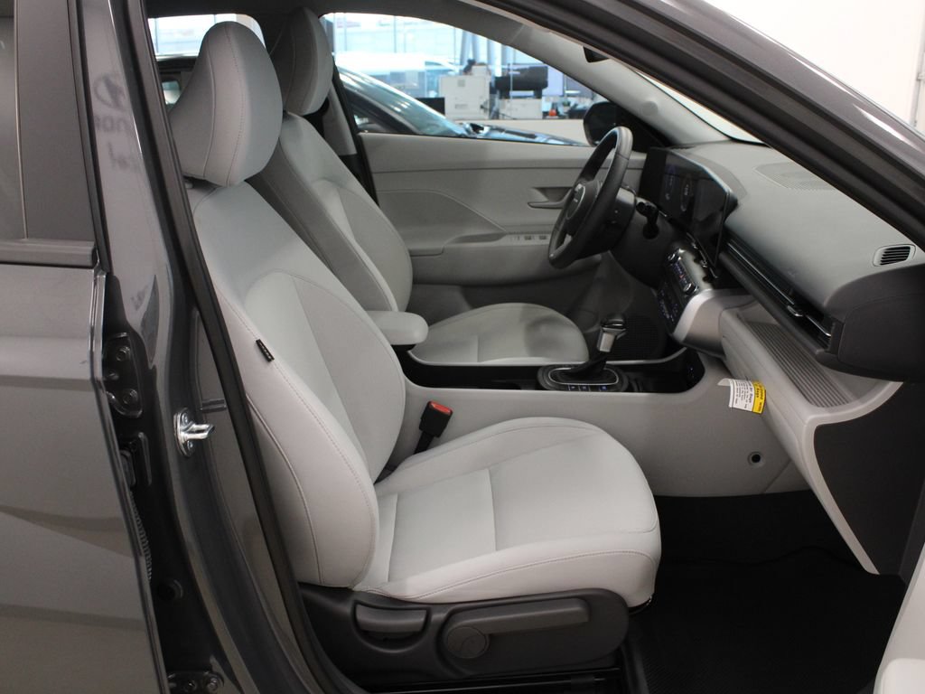 Used 2026 Hyundai Kona SEL Sport AWD/4WD image 12