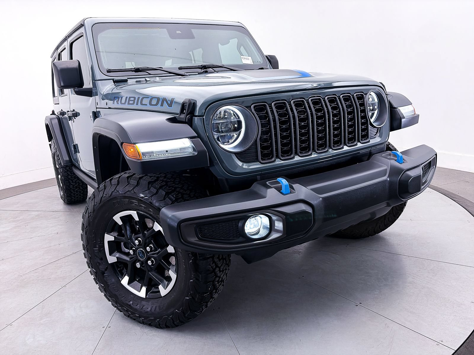 Used 2024 Jeep Wrangler Unlimited Rubicon 4xe AWD/4WD image 6