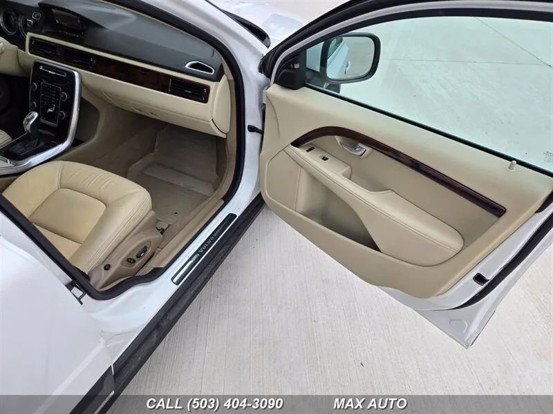 Used 2013 Volvo XC70 3.2 Premier Plus image 18