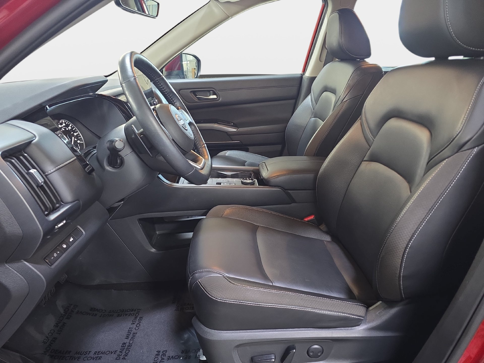 Used 2023 Nissan Pathfinder SL w/ SL Premium Package AWD/4WD image 15