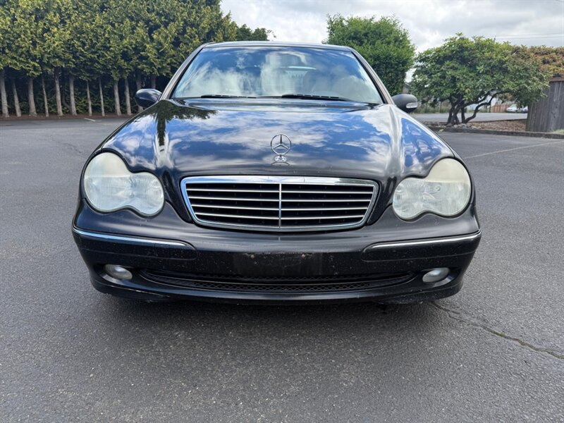 Used 2004 Mercedes-Benz C 230 Sedan image 3