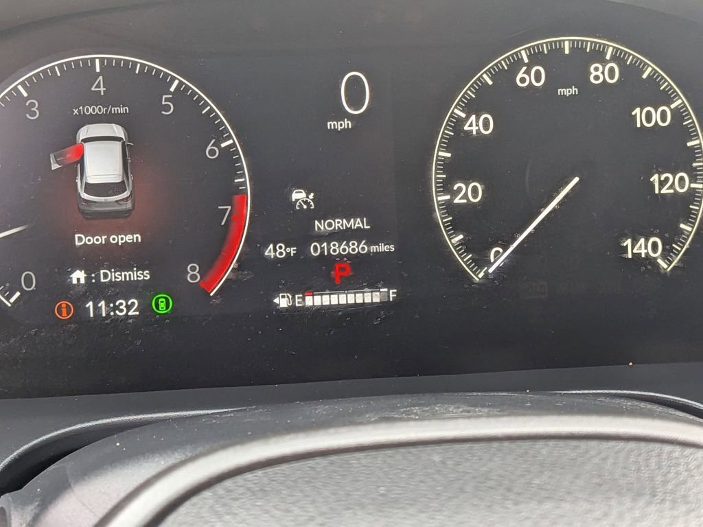 Used 2025 Honda HR-V LX image 17