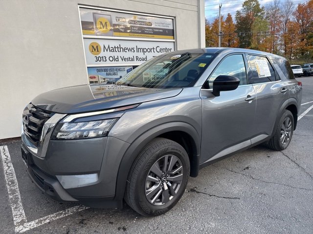 Used 2024 Nissan Pathfinder S