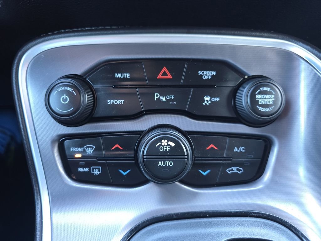 Used 2019 Dodge Challenger SXT w/ Plus Package image 20