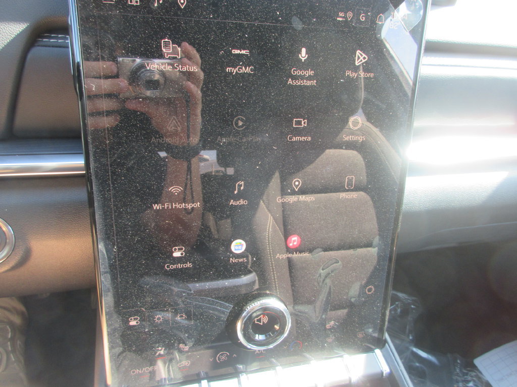 New 2027 GMC Terrain Elevation FWD image 16