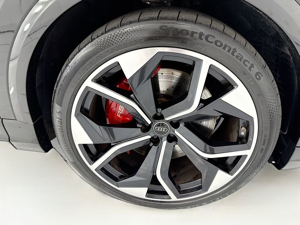 Used 2024 Audi RS Q8 image 31