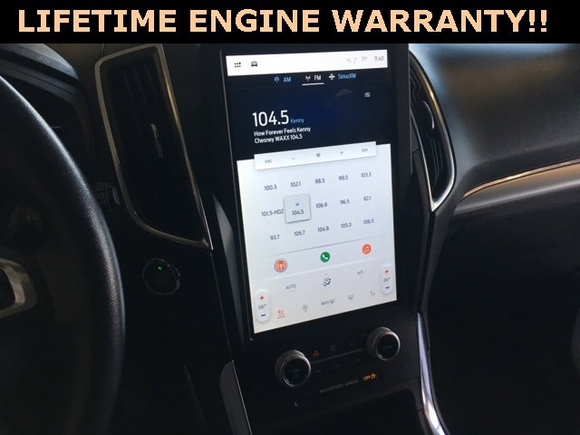 Used 2022 Ford Edge Titanium image 19