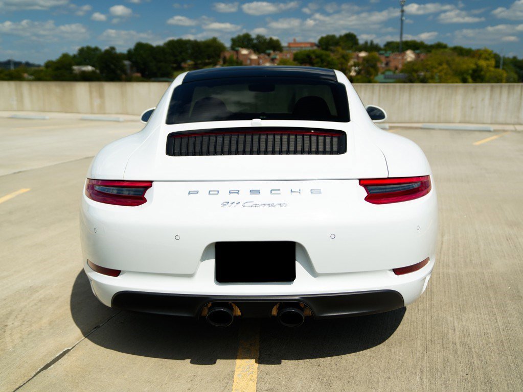 Used 2018 Porsche 911 Carrera image 6