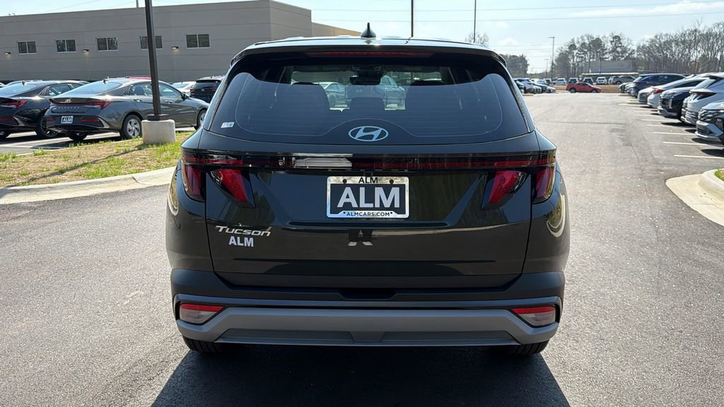 New 2026 Hyundai Tucson SE image 7
