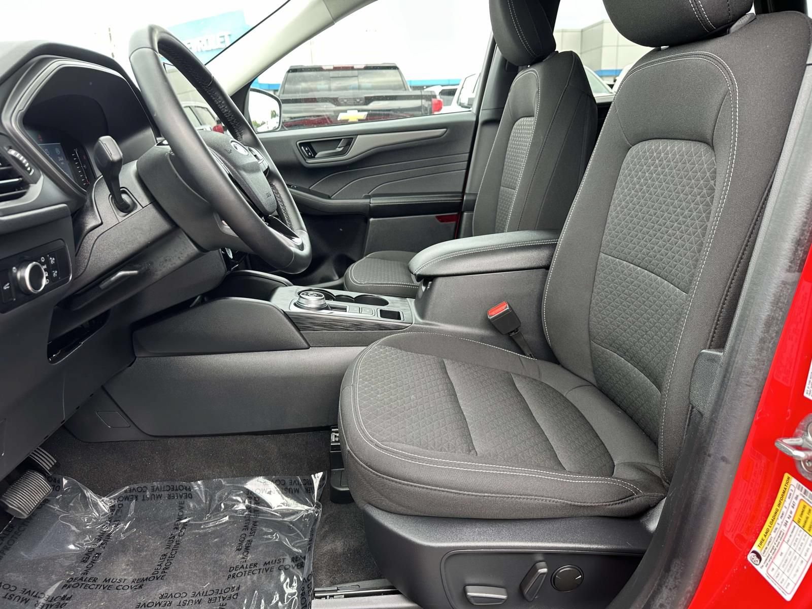 Used 2024 Ford Escape Active w/ Tech Pack #1 AWD/4WD image 22