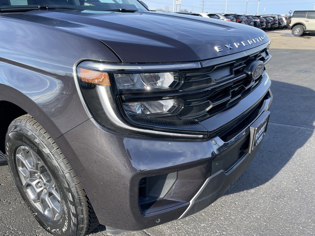 New 2026 Ford Expedition Active image 43