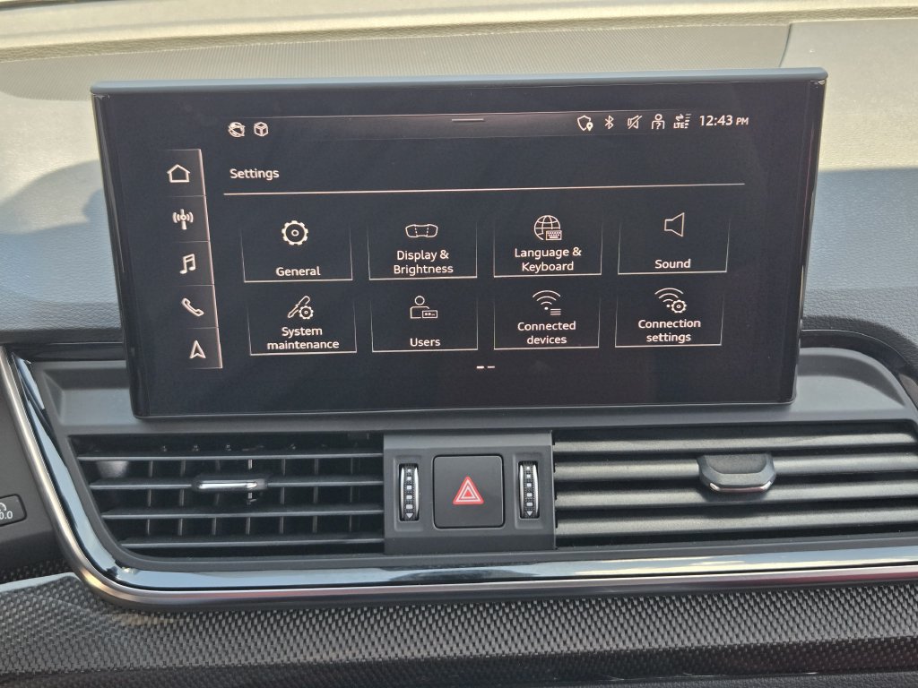 Certified 2023 Audi SQ5 Premium Plus w/ Premium Plus Package AWD/4WD image 21