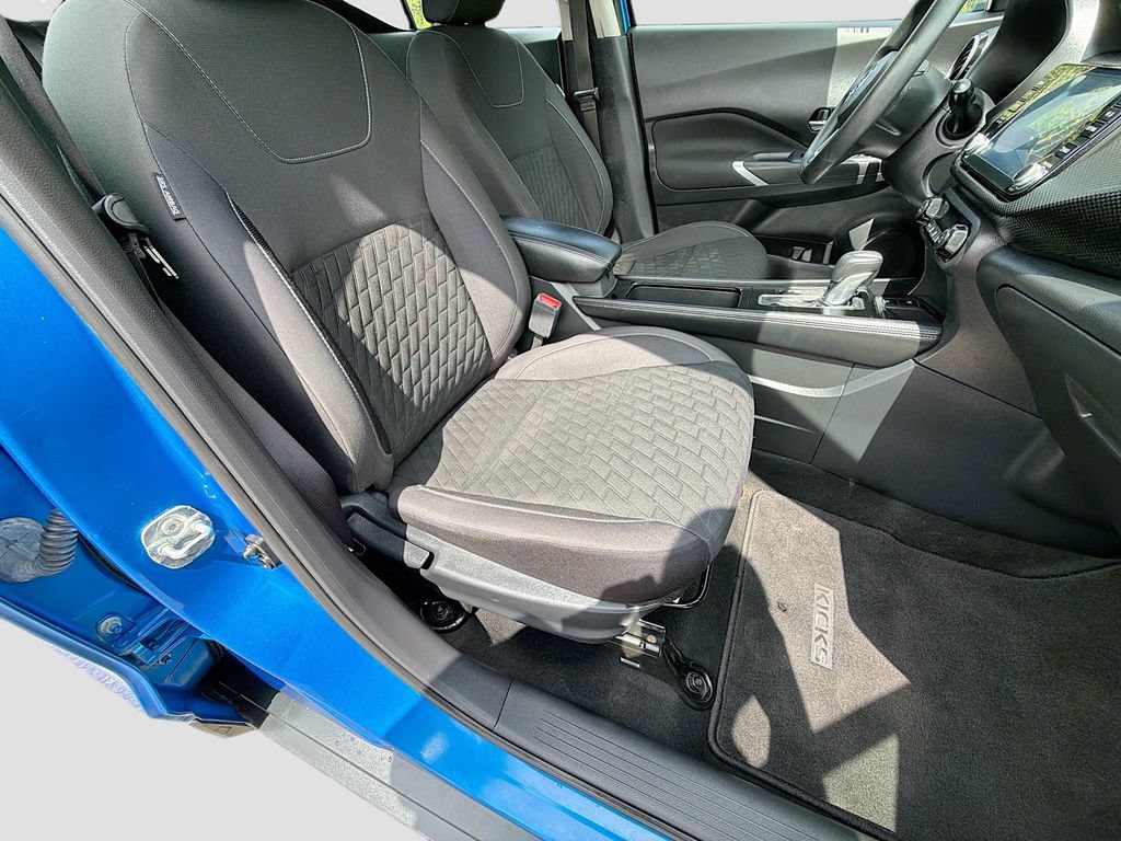 Used 2021 Nissan Kicks SV FWD image 29