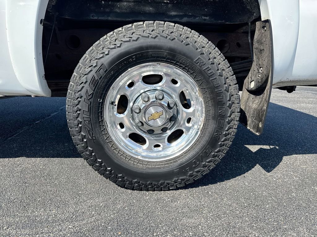 Used 2004 Chevrolet Silverado 2500 LT w/ Skid Plate Package image 26