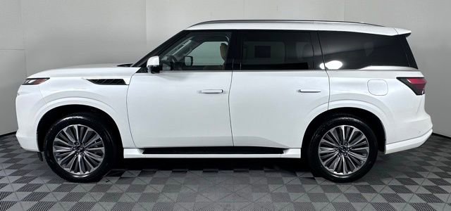 Certified 2025 INFINITI QX80 Sensory image 5