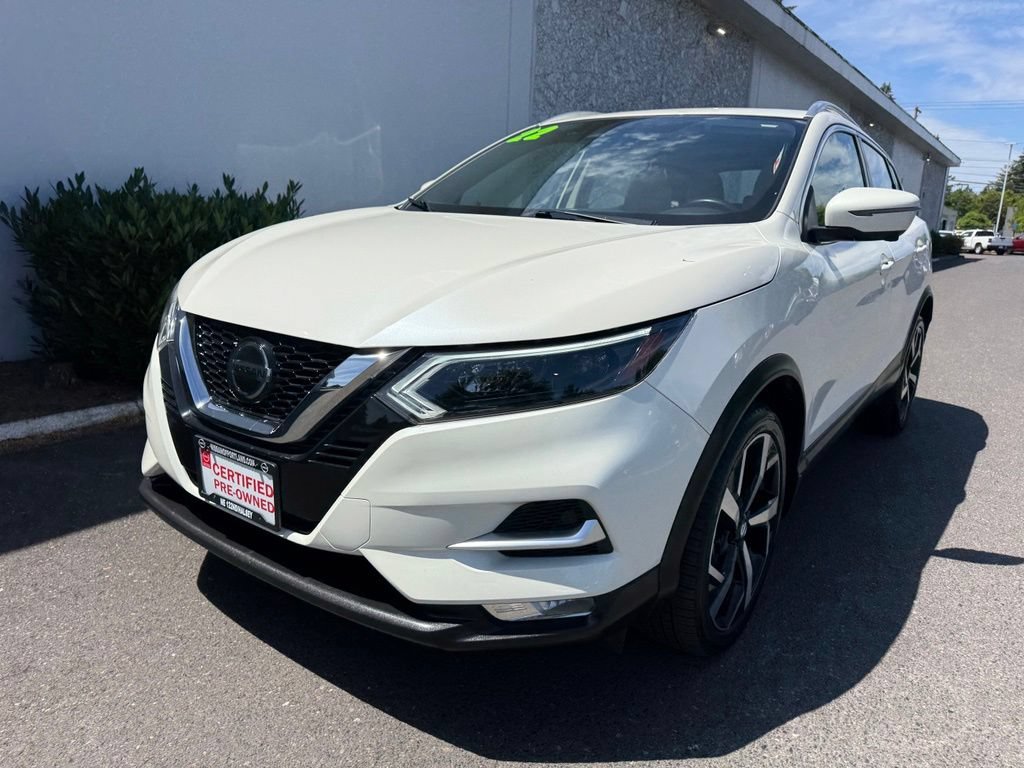Certified 2022 Nissan Rogue Sport SL w/ Premium Package AWD/4WD image 4