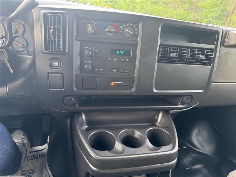 Used 2007 Chevrolet Express 1500 image 27