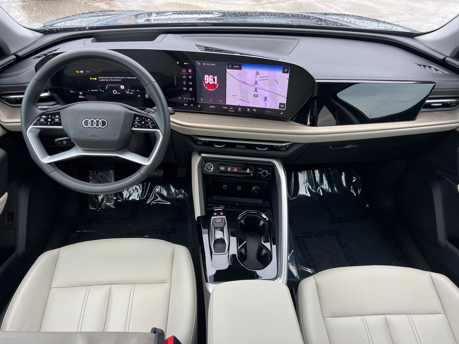 Used 2025 Audi Q5 Premium Plus AWD/4WD image 23
