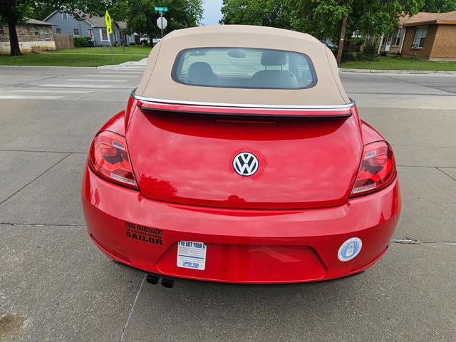 Used 2015 Volkswagen Beetle 1.8T FWD image 4