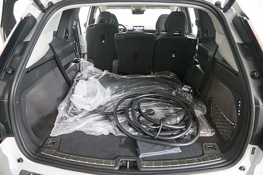 New 2026 Volvo EX90 Ultra AWD/4WD image 24