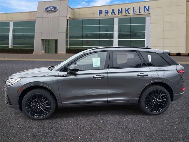New 2026 Lincoln Corsair Reserve w/ Jet Appearance Package image 4