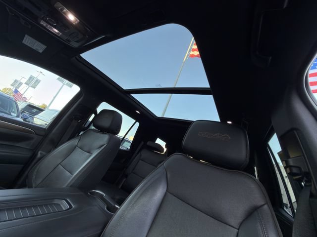 Certified 2022 Chevrolet Tahoe High Country AWD/4WD image 32
