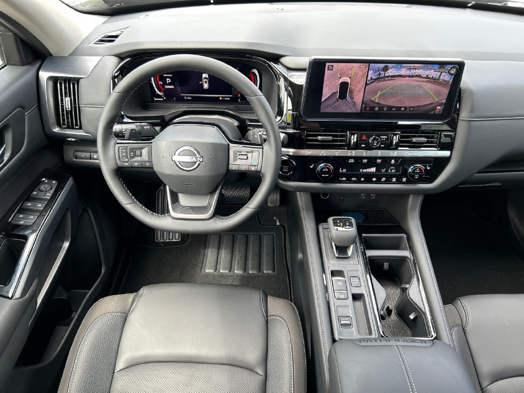 New 2026 Nissan Pathfinder SL FWD image 31