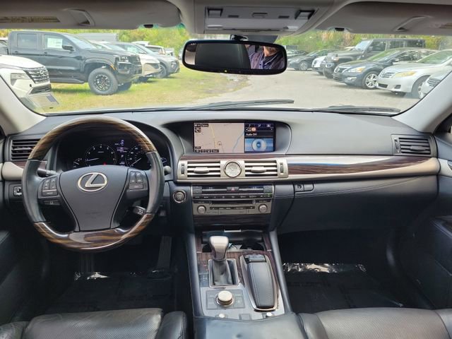 Used 2015 Lexus LS 460 w/ Comfort Package RWD image 24