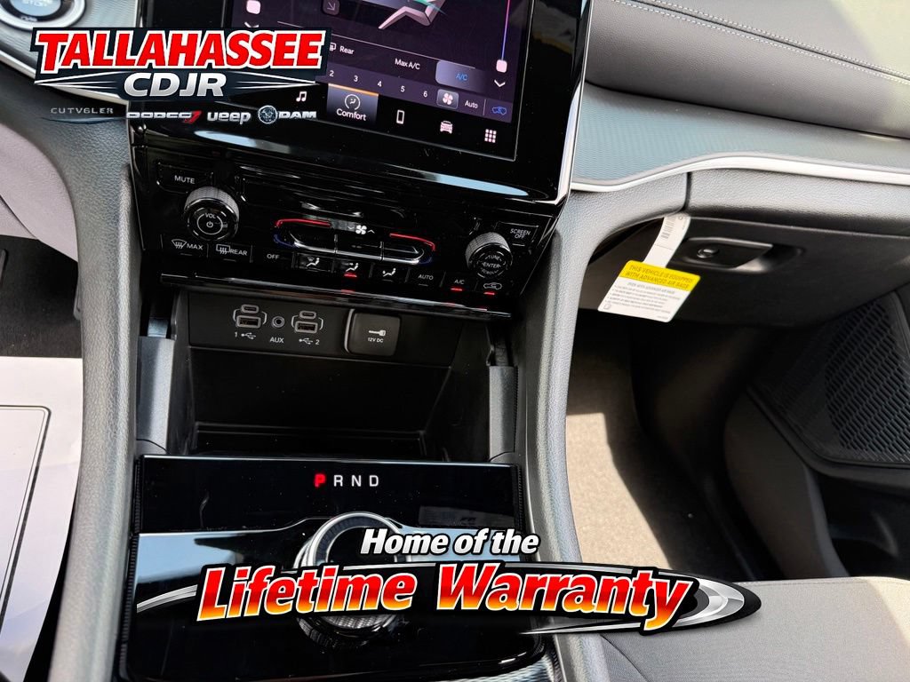 New 2026 Jeep Grand Cherokee Laredo RWD image 28