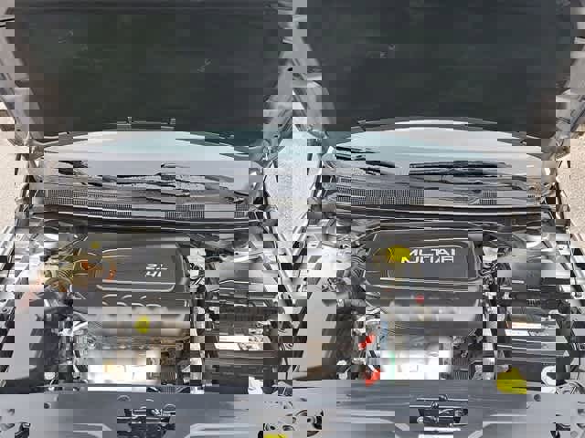 Used 2016 Chrysler 200 Limited image 33