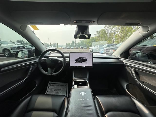 Used 2023 Tesla Model Y Long Range AWD/4WD image 2