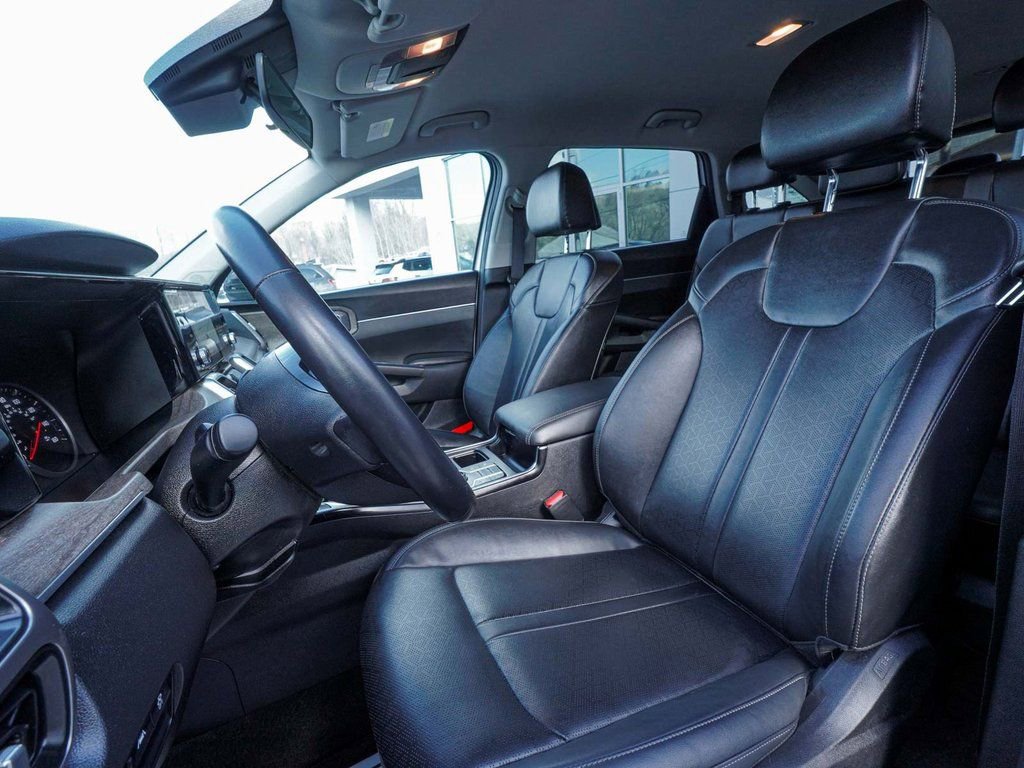 Used 2022 Kia Sorento S image 31