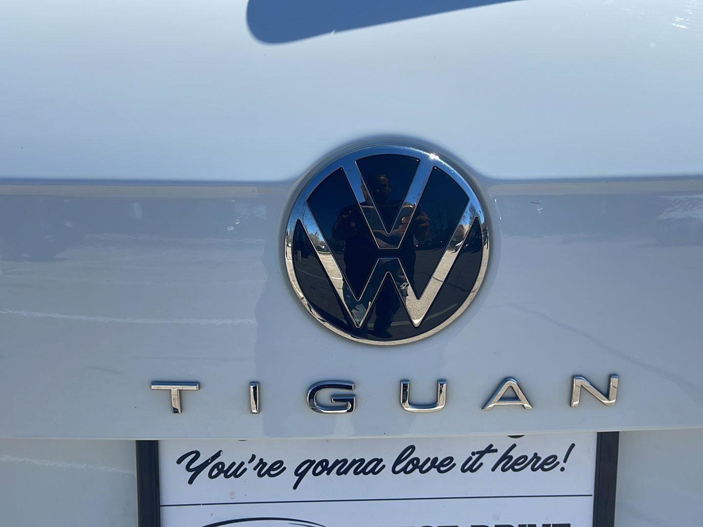 Used 2024 Volkswagen Tiguan SE w/ Panoramic Sunroof Package AWD/4WD image 31